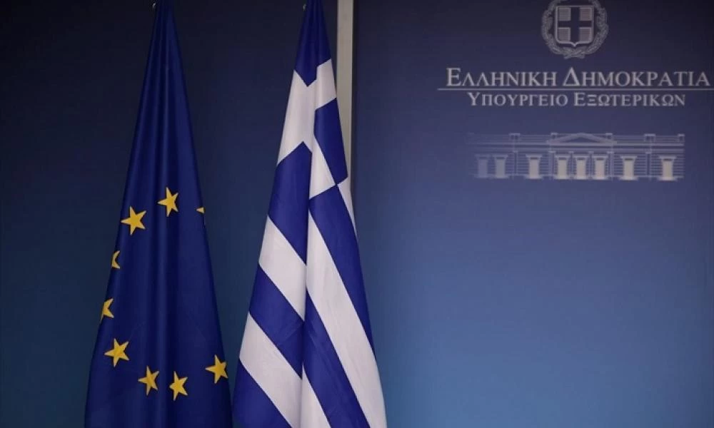 Οι ''ασόβαρες'' πράξεις και εκτιμήσεις μιας πρώην υπουργού Εξωτερικών...